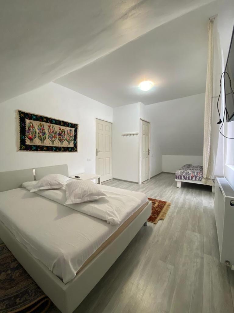 Casa Mili Hotell Grinties Eksteriør bilde